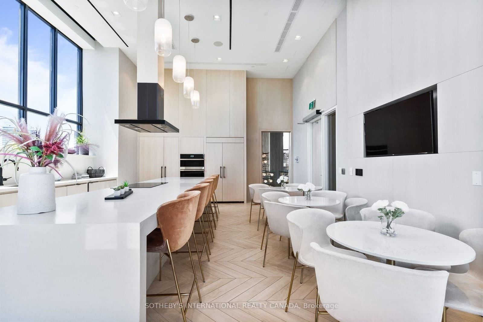 200 Redpath Avenue, Unit 3605 thumbnail 43