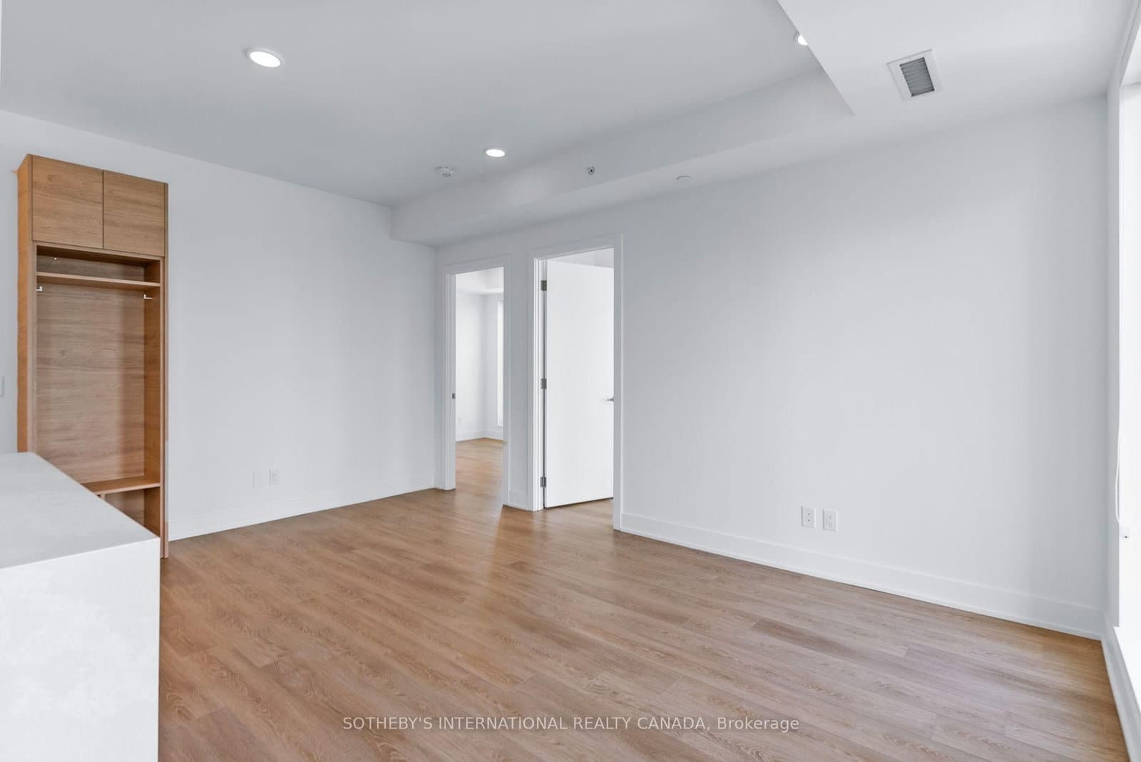 200 Redpath Avenue, Unit 3605 thumbnail 5