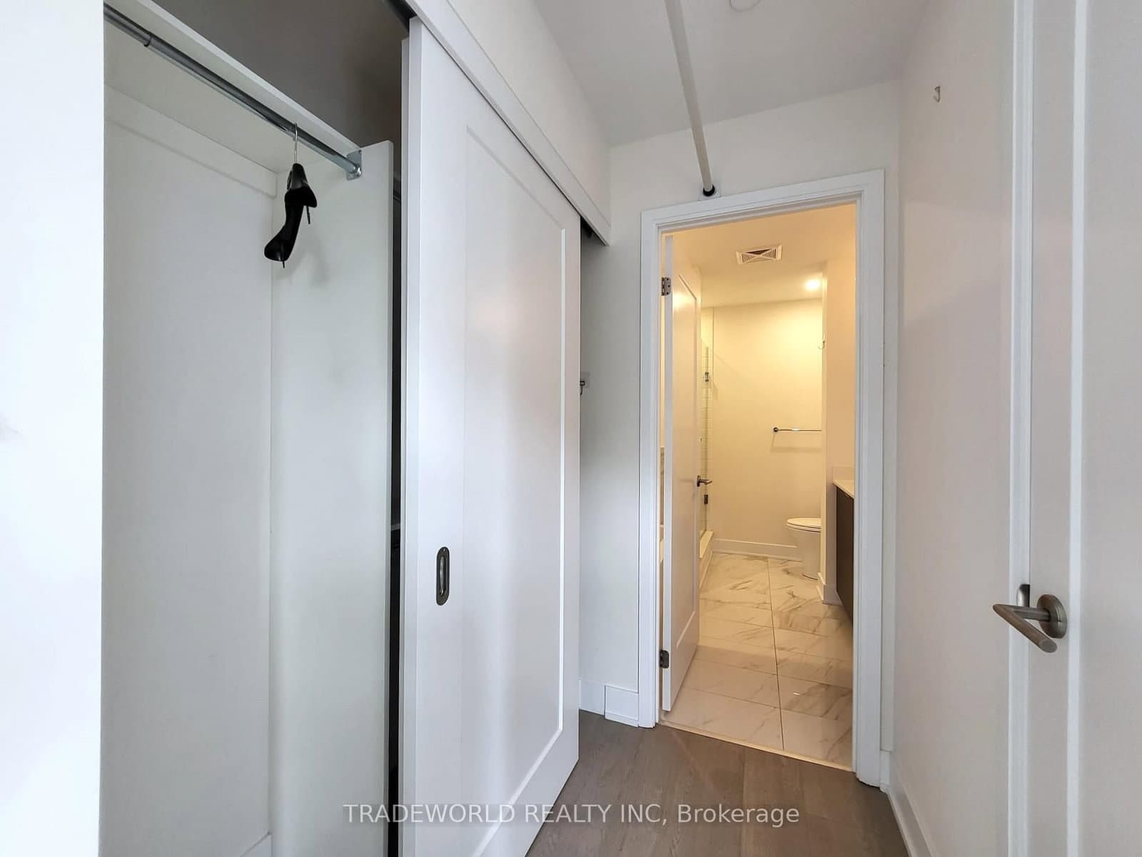 88 Cumberland Street, Unit 902 thumbnail 11