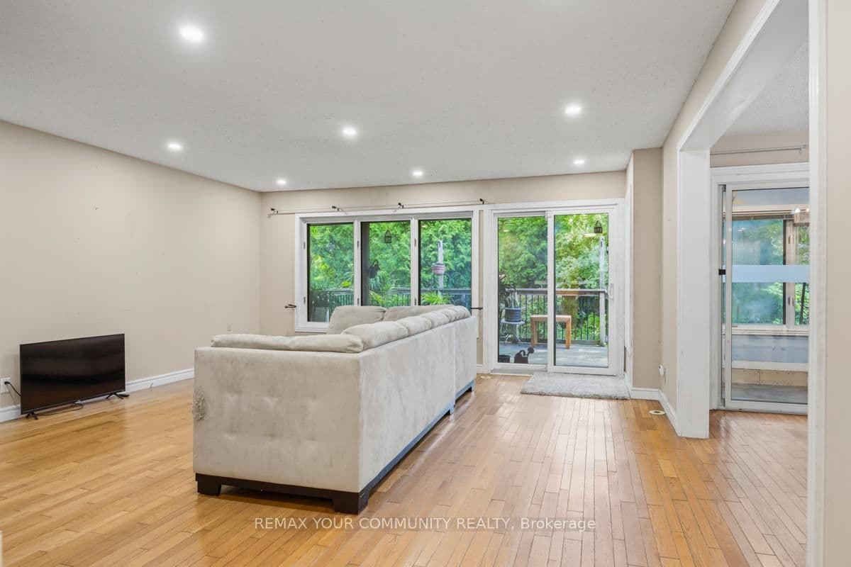 39 Cadillac Avenue thumbnail 18