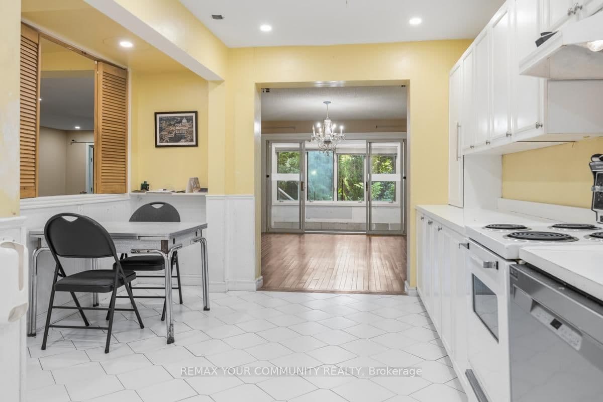 39 Cadillac Avenue thumbnail 9