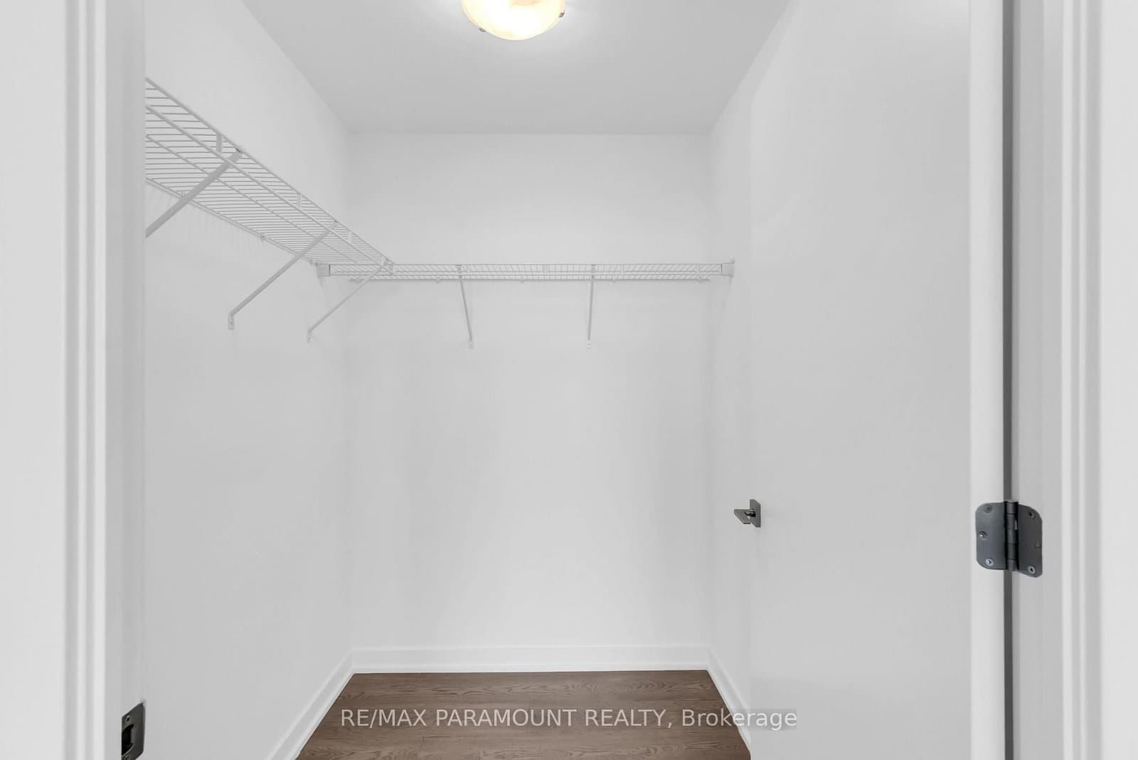284 King Street E, Unit 3104 thumbnail 23