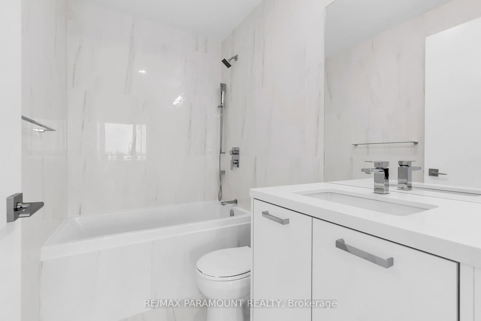 284 King Street E, Unit 3104 thumbnail 30