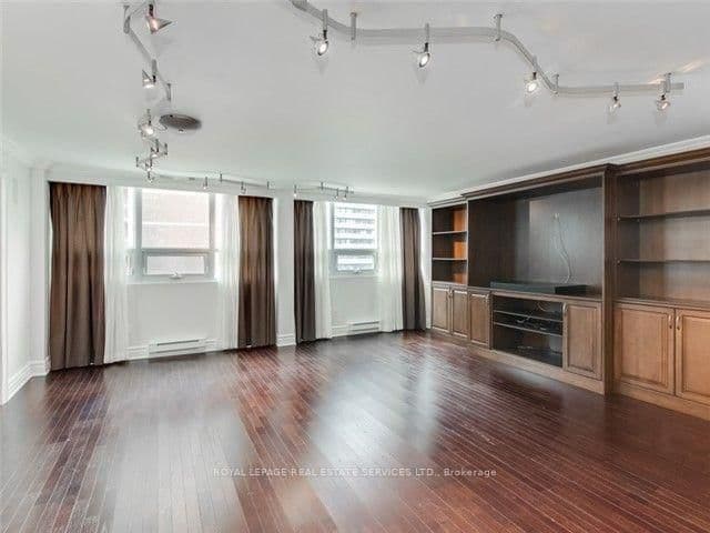 71 Charles Street E, Unit Ph1605 thumbnail 7