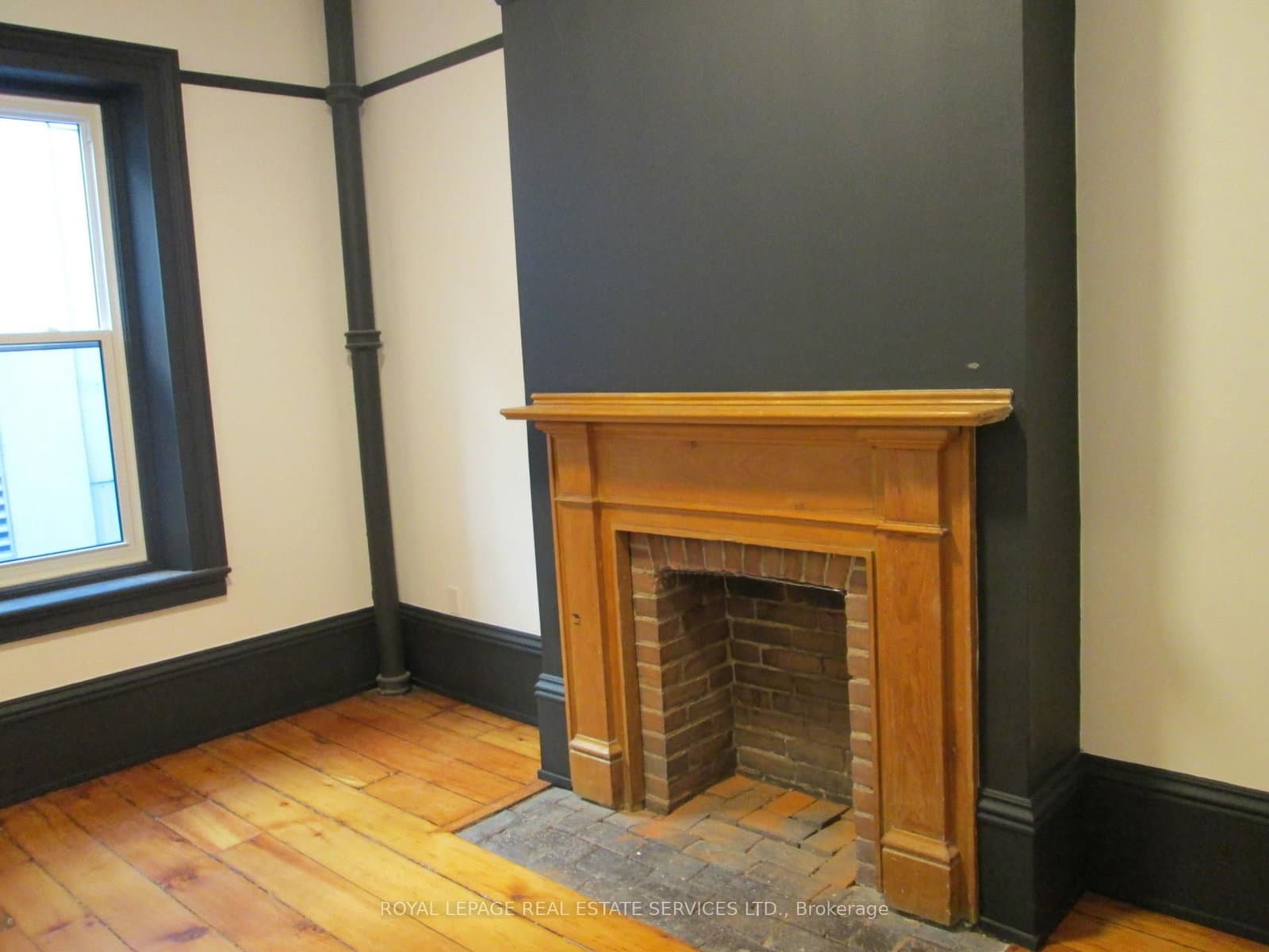 10 Trinity Square thumbnail 18