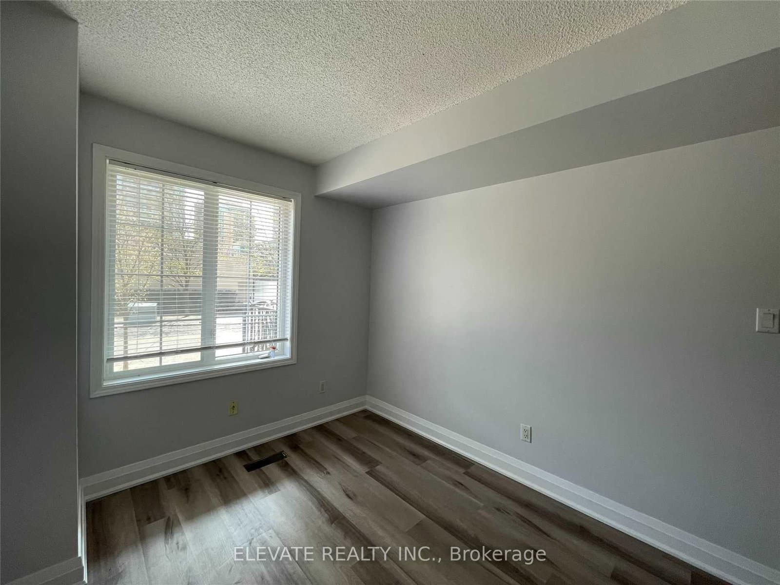 68 Douro Street, Unit 111 thumbnail 14
