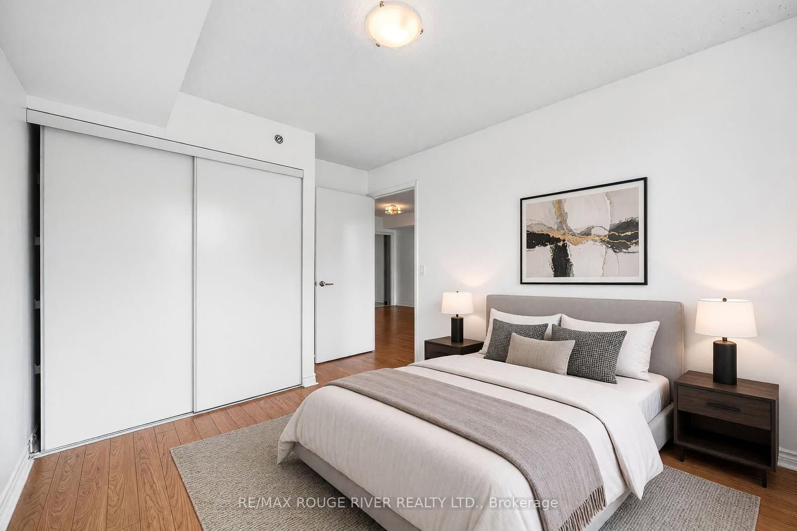35 Saranac Boulevard, Unit 330 thumbnail 12