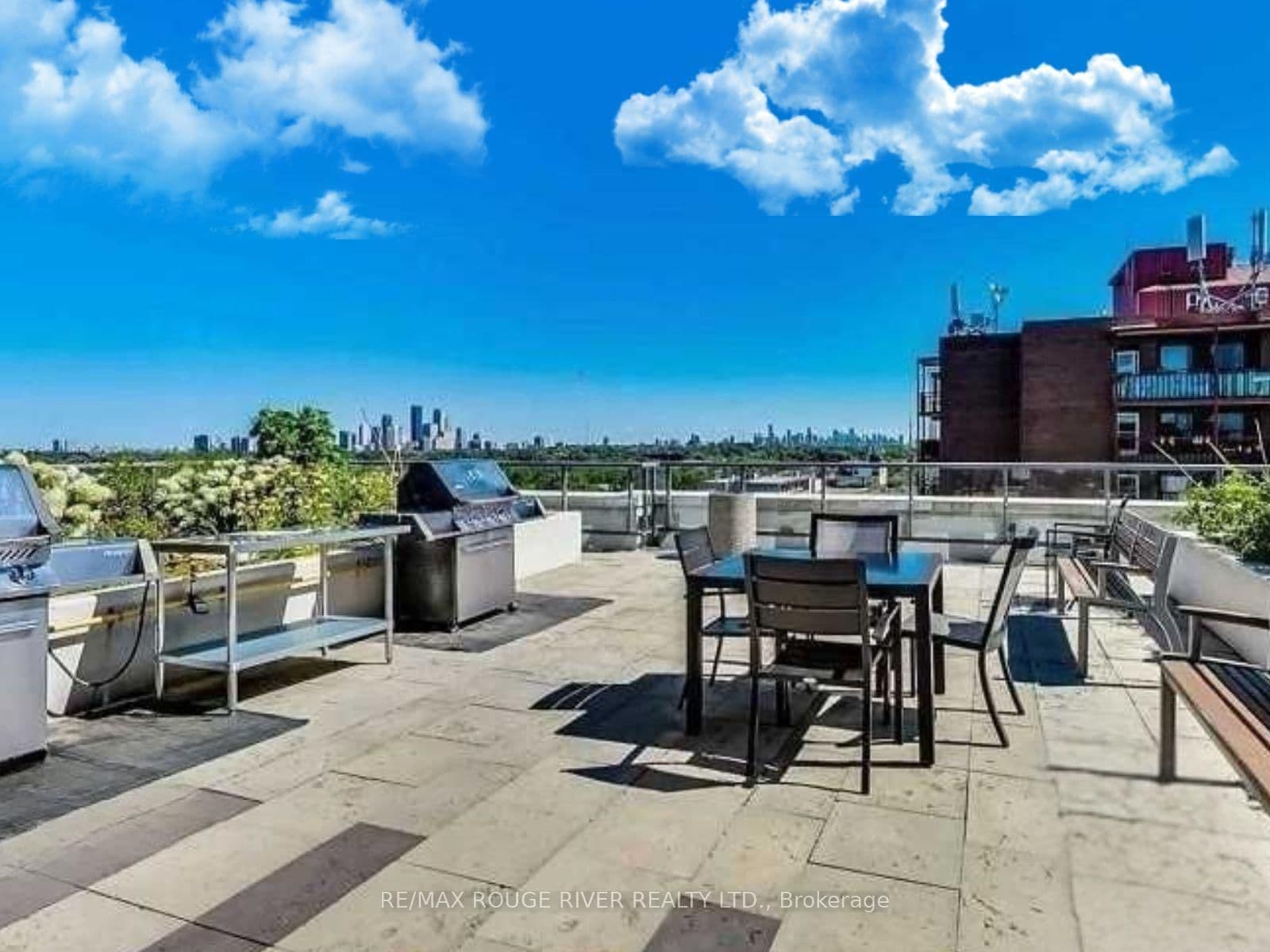 35 Saranac Boulevard, Unit 330 thumbnail 23