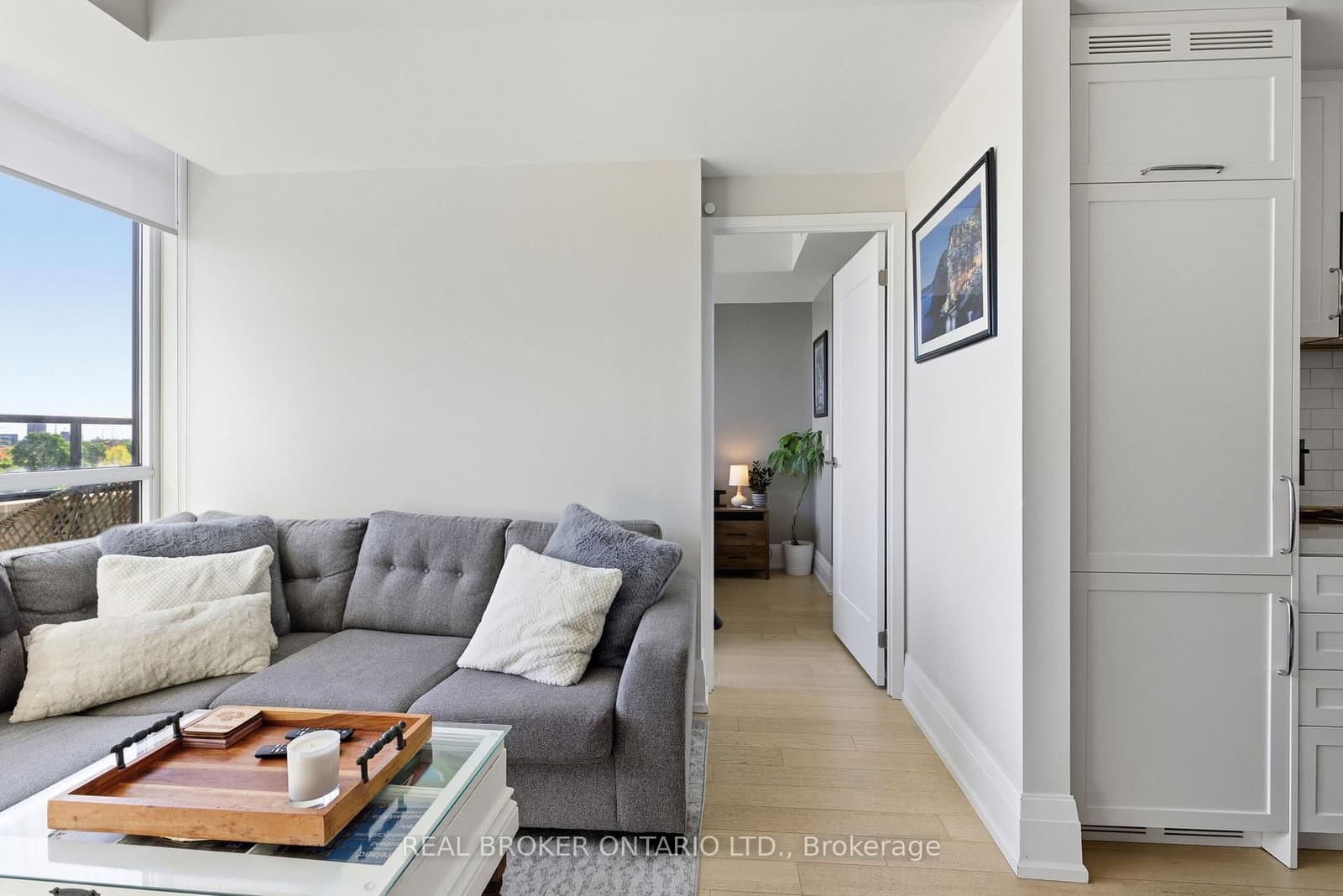 25 Malcolm Road, Unit 606 thumbnail 6