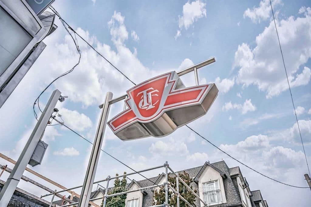 720 Spadina Avenue, Unit 1011 thumbnail 28