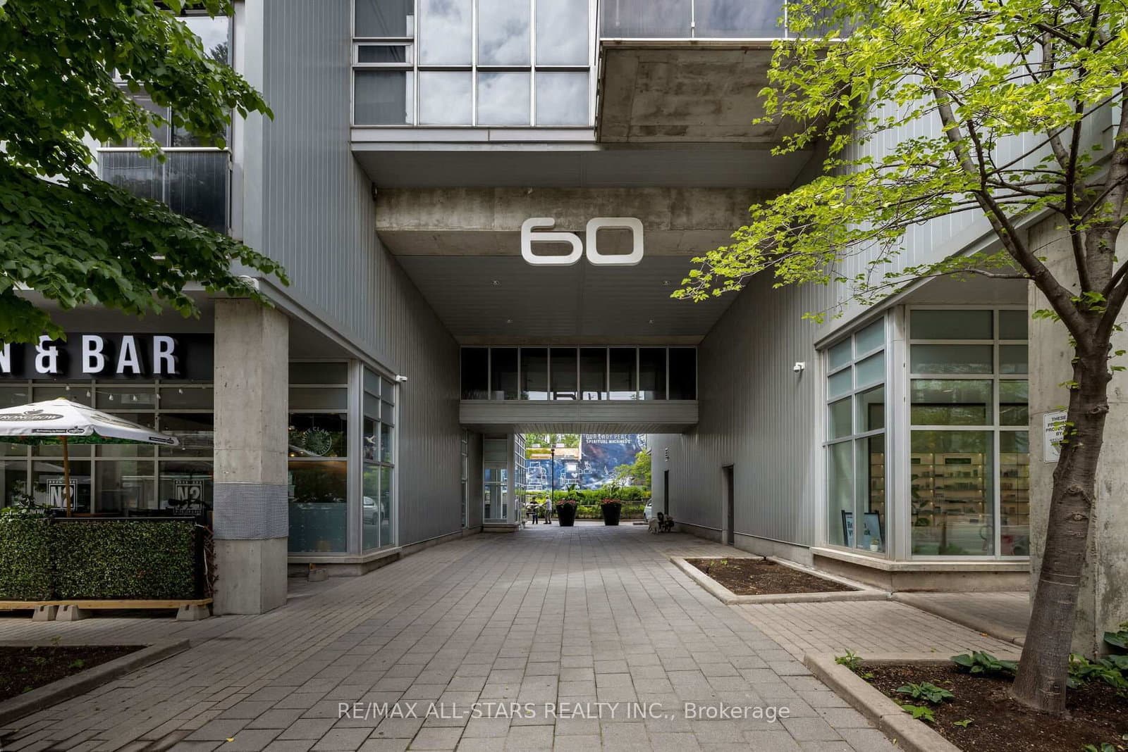 60 Bathurst Street, Unit Ph1011 thumbnail 34