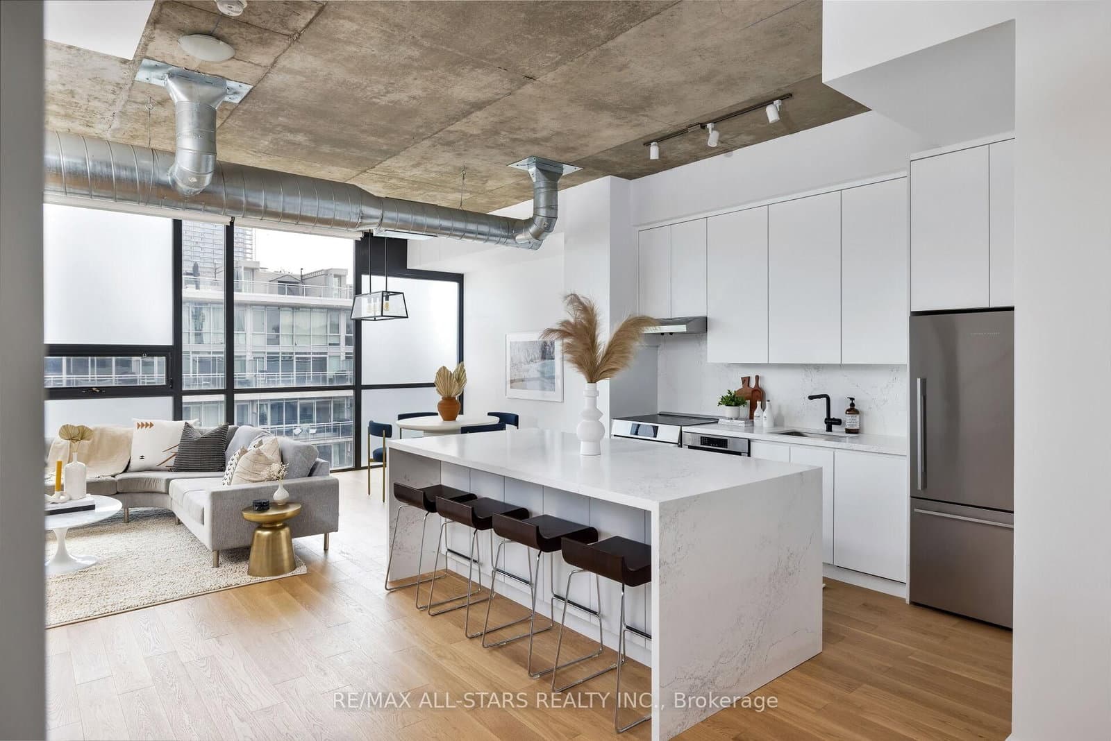 60 Bathurst Street, Unit Ph1011 thumbnail 8