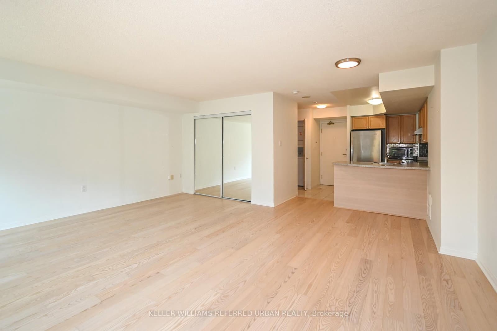 109 Front Street E, Unit 202 thumbnail 13