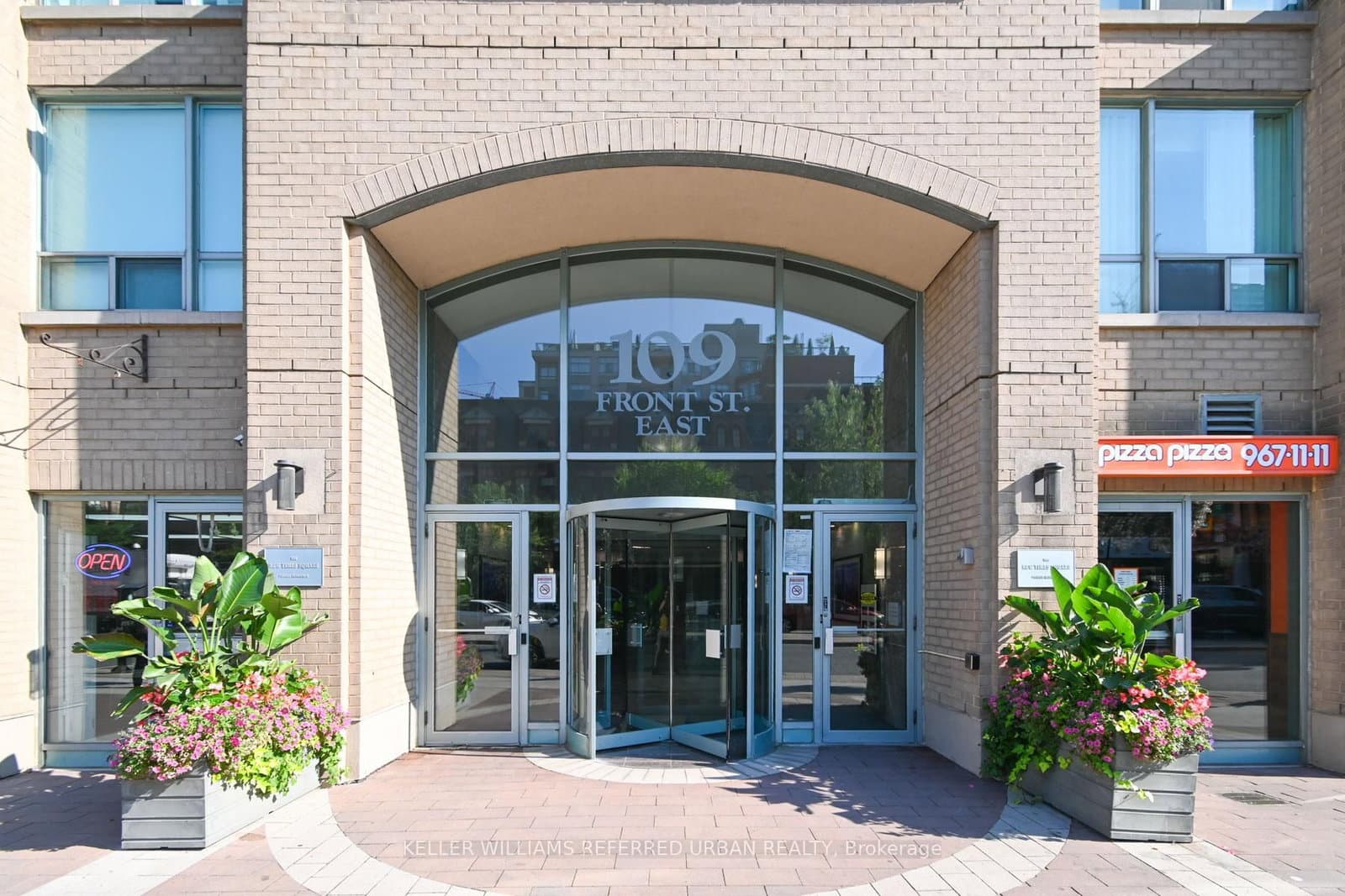 109 Front Street E, Unit 202 thumbnail 2