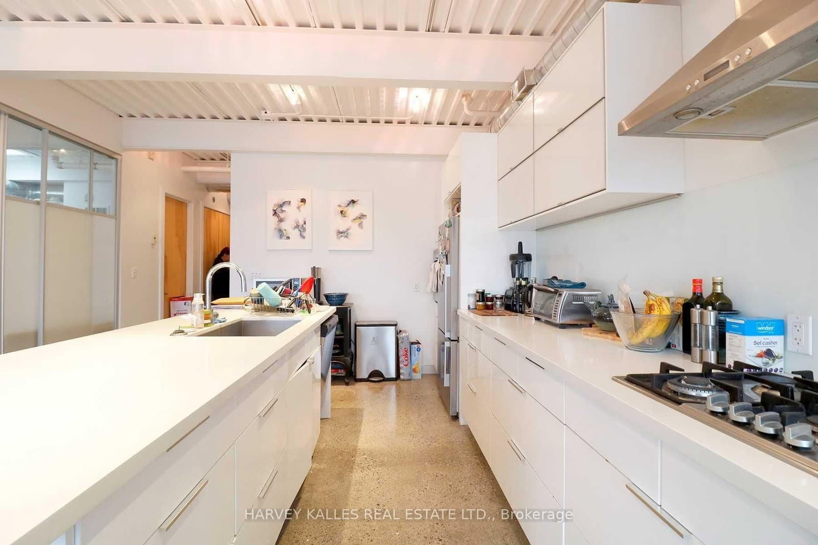 214 Bathurst Street, Unit PH3A thumbnail 14