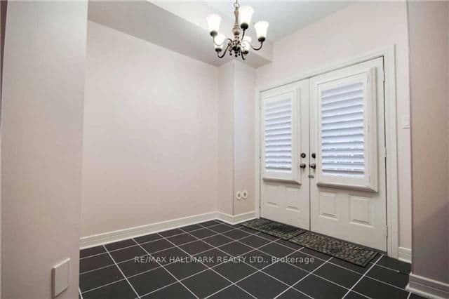 24 Glendora Avenue thumbnail 6