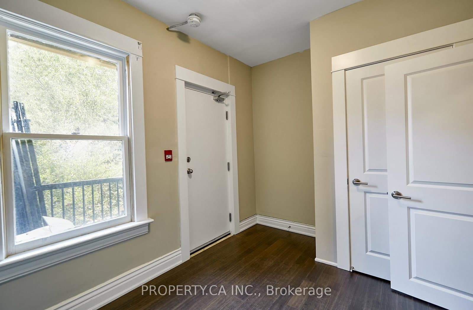 345 Gladstone Avenue thumbnail 15