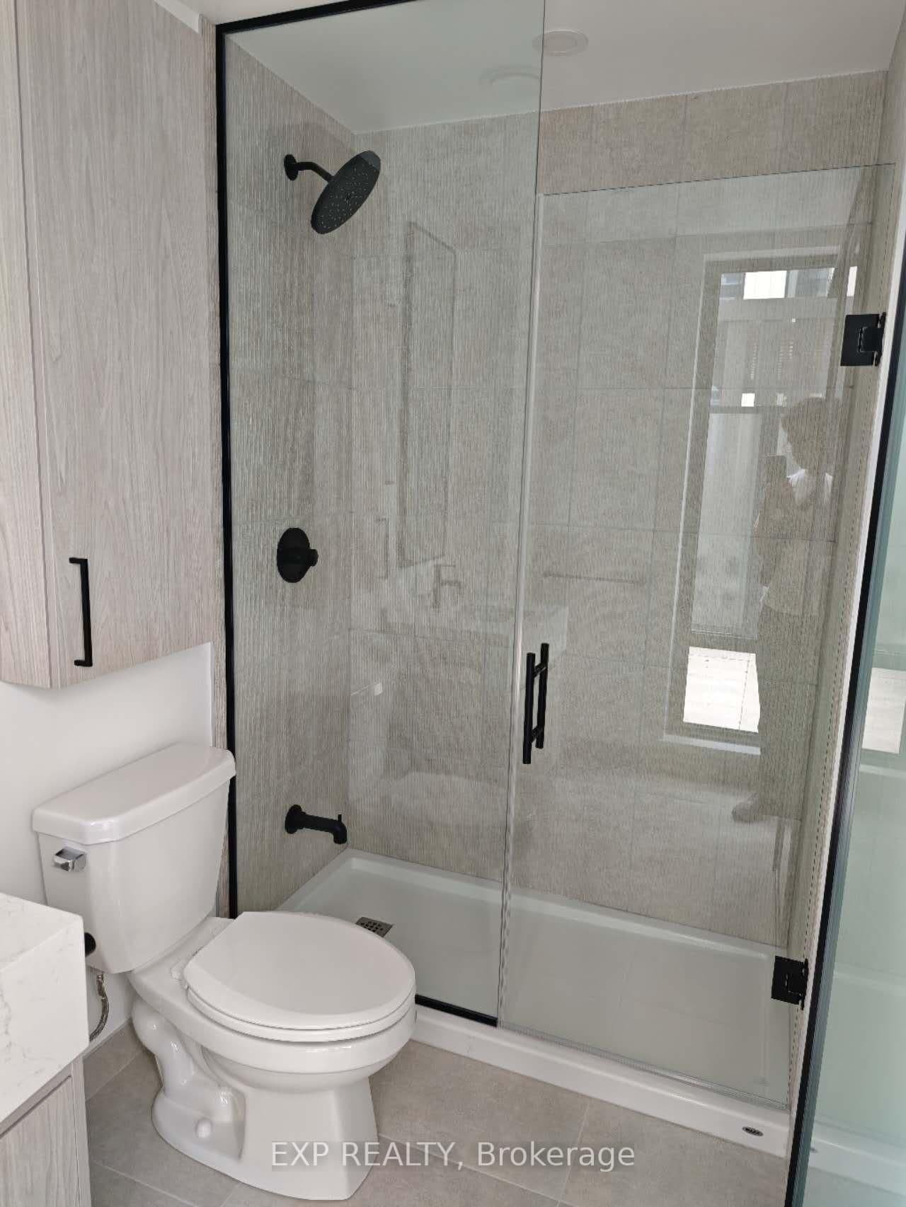 91 Montclair Avenue, Unit 902 thumbnail 4