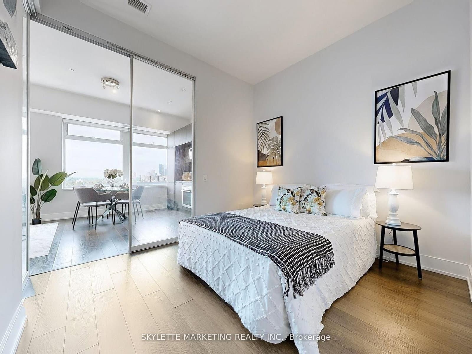 111 St Clair Avenue W, Unit 1128 thumbnail 20