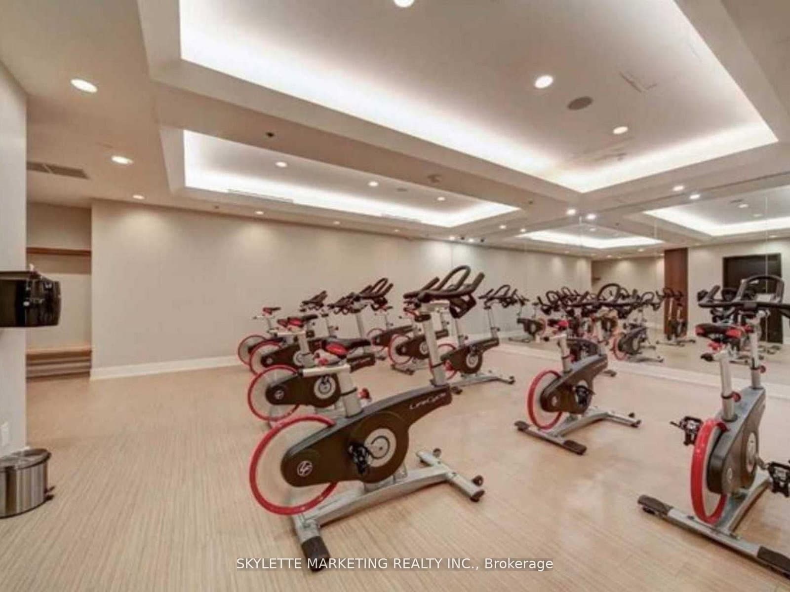 111 St Clair Avenue W, Unit 1128 thumbnail 38