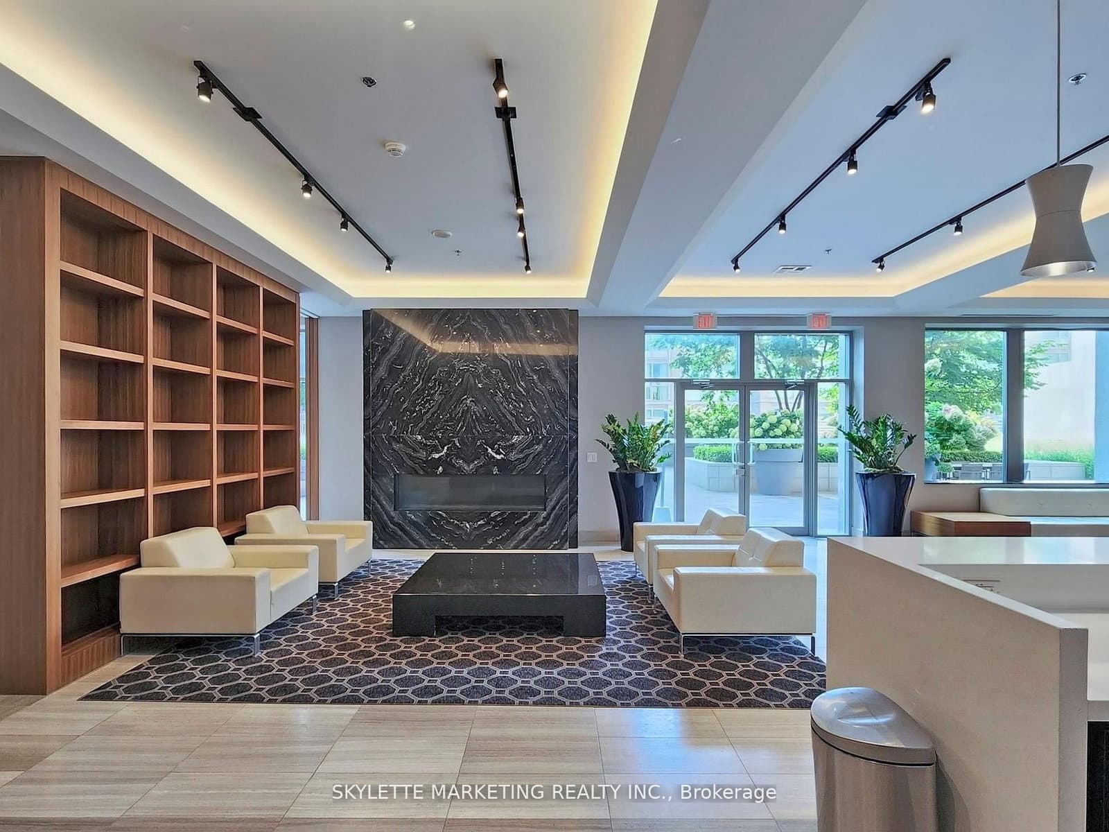 111 St Clair Avenue W, Unit 1128 thumbnail 5