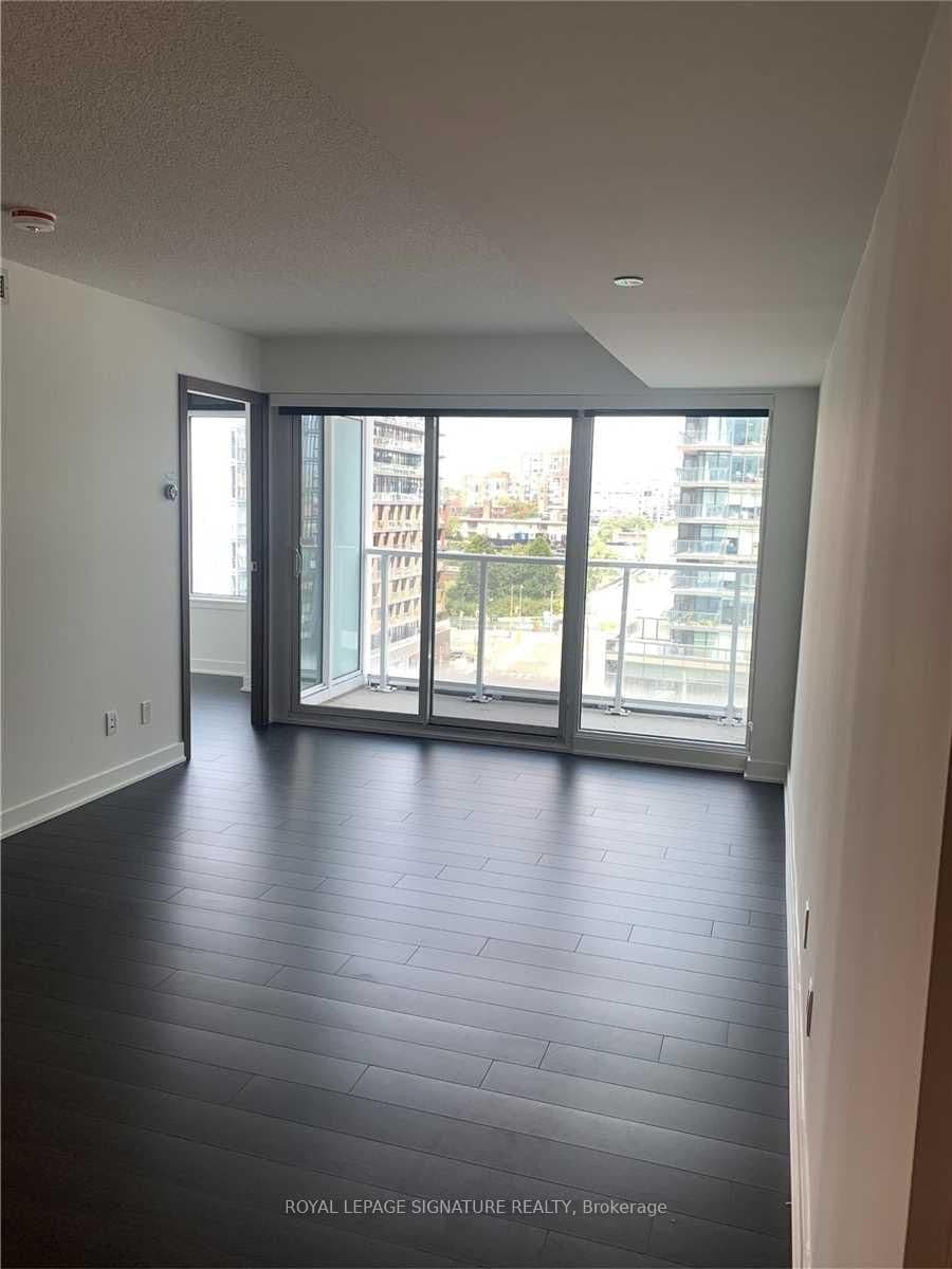 19 Bathurst Street, Unit 1003 thumbnail 3
