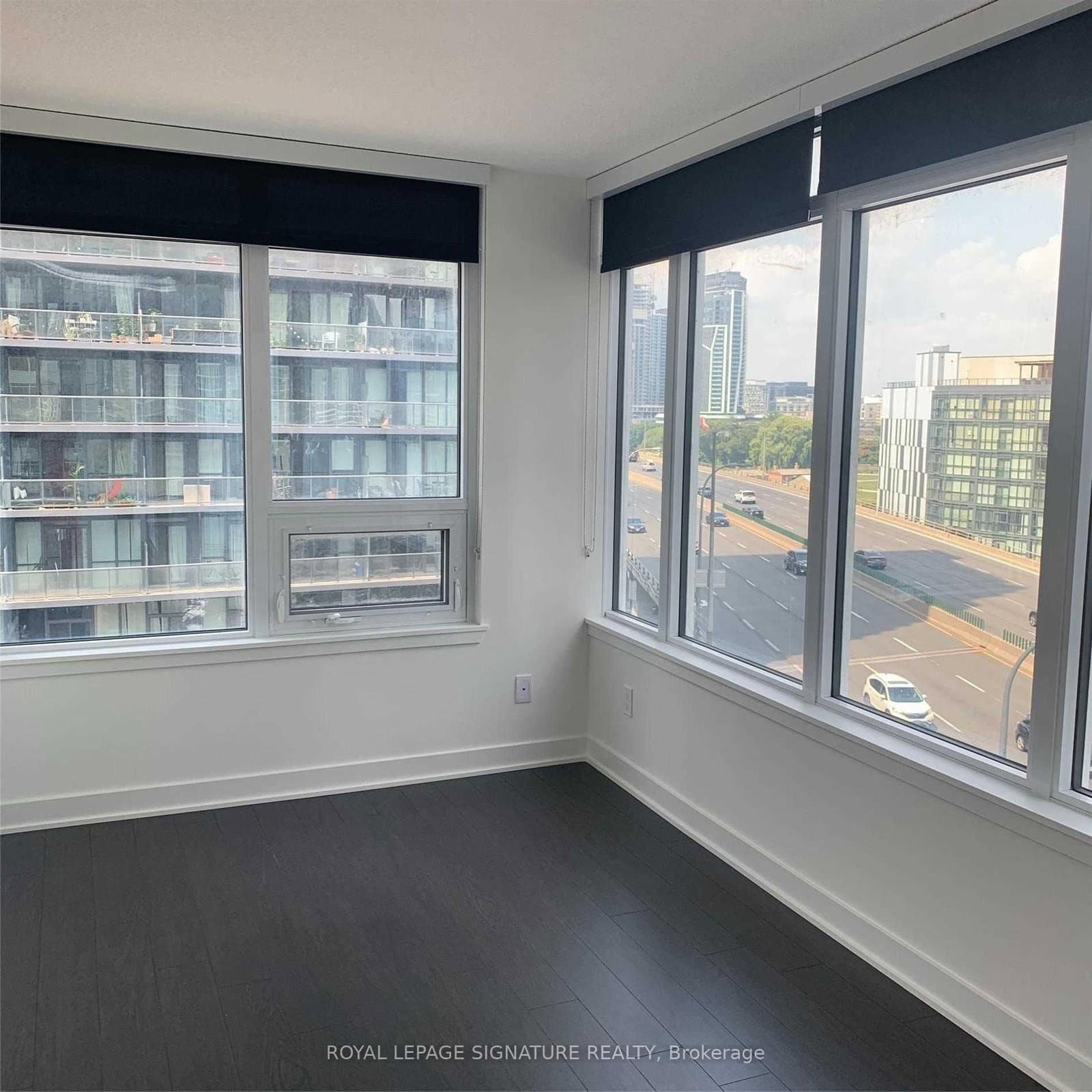 19 Bathurst Street, Unit 1003 thumbnail 5