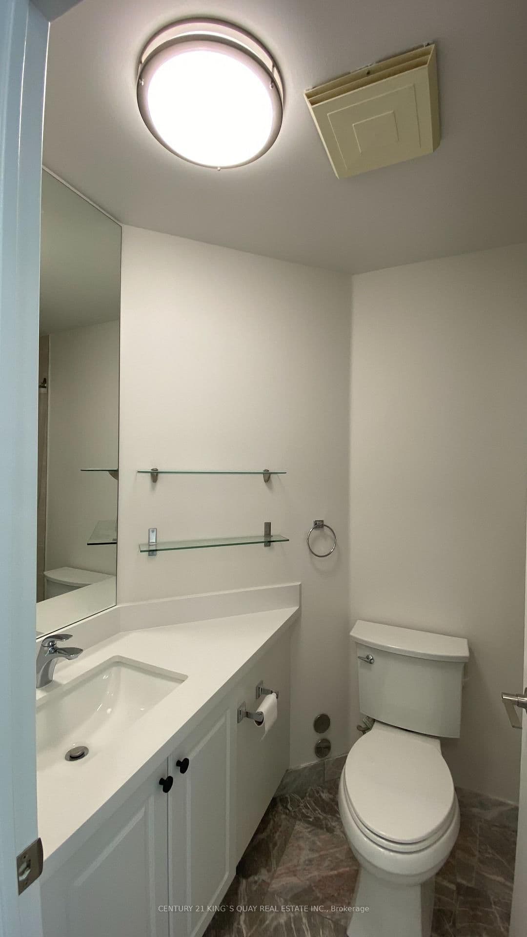 7 King Street E, Unit 1214 thumbnail 11