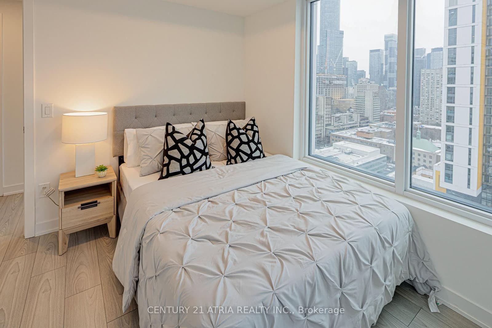 252 Church Street, Unit 2706 thumbnail 15