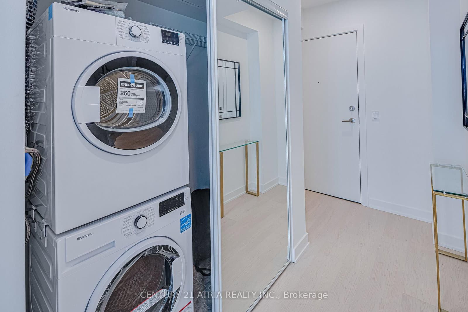 252 Church Street, Unit 3707 thumbnail 3