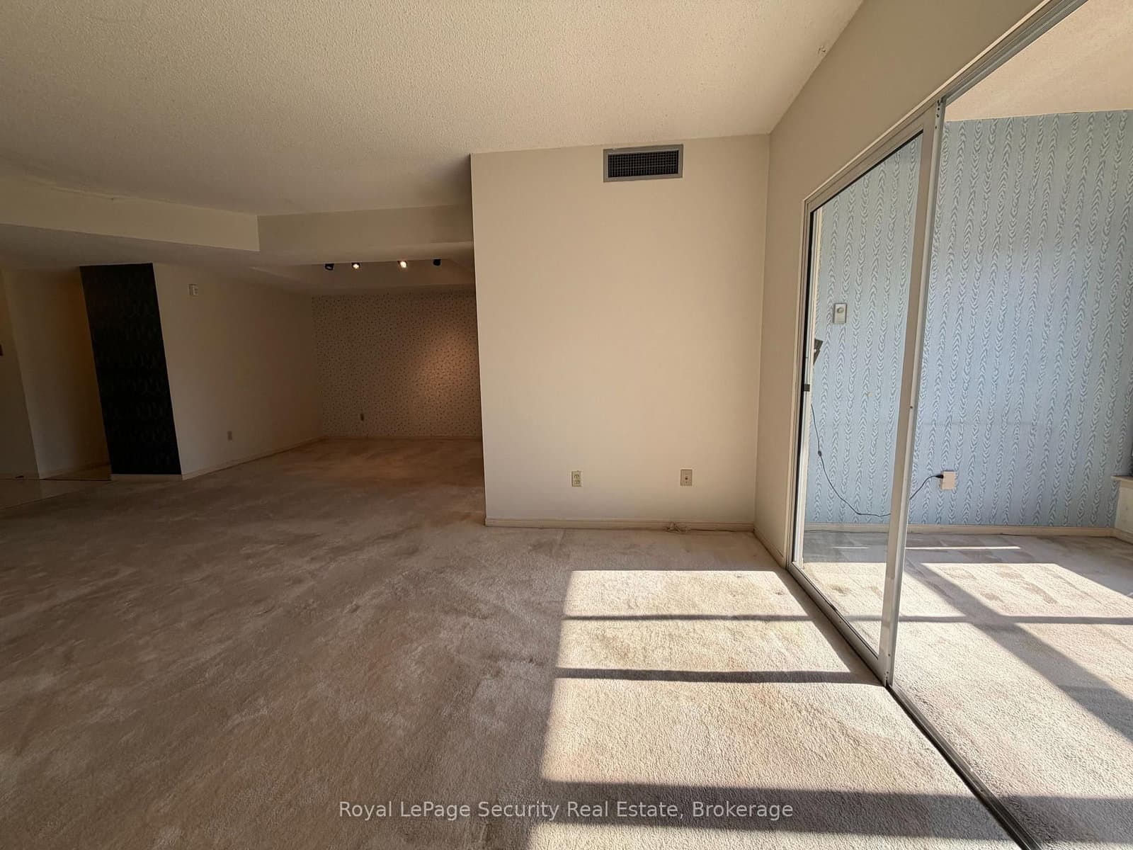 20 Glebe Road W, Unit 10 thumbnail 18