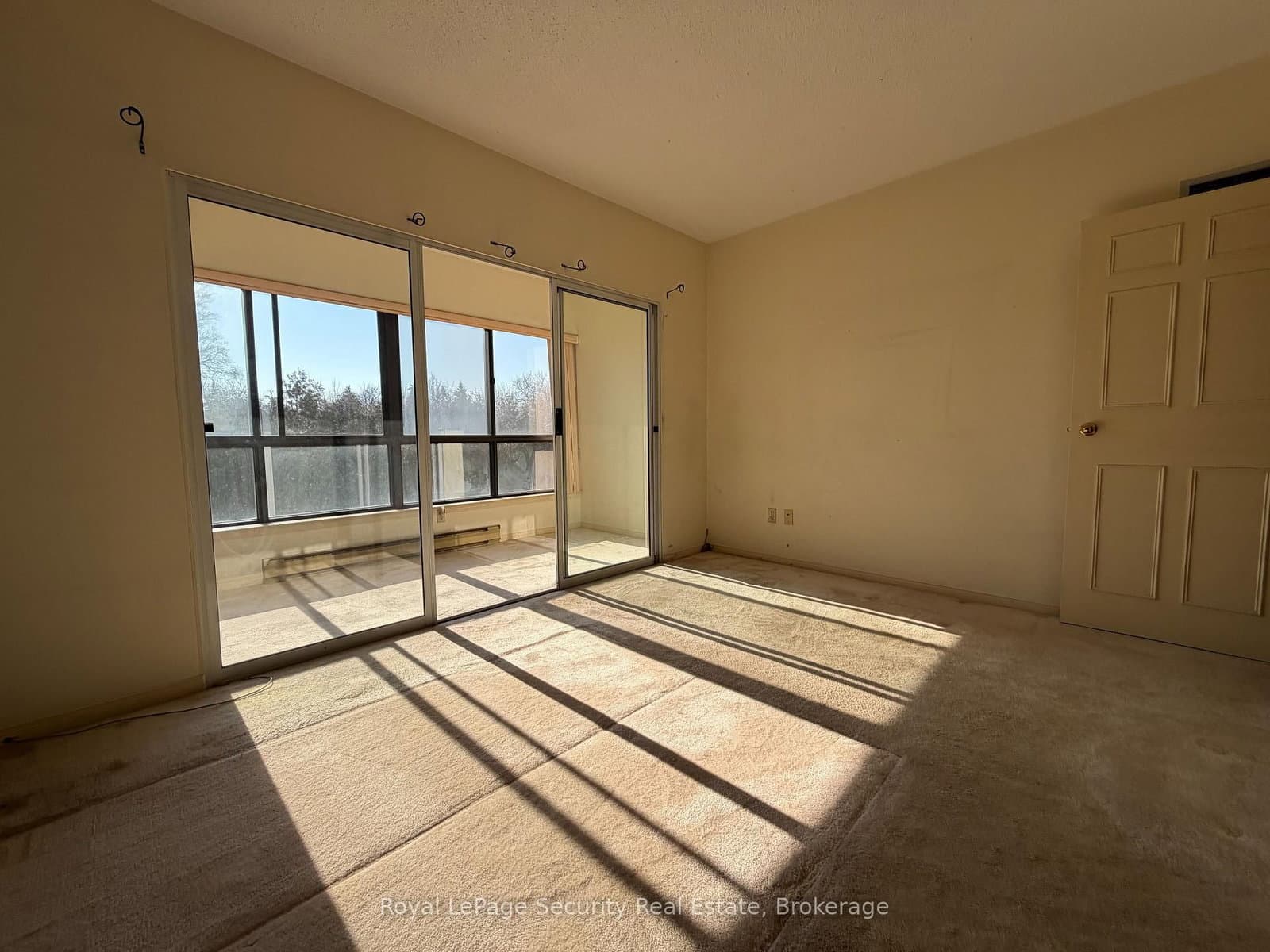 20 Glebe Road W, Unit 10 thumbnail 26
