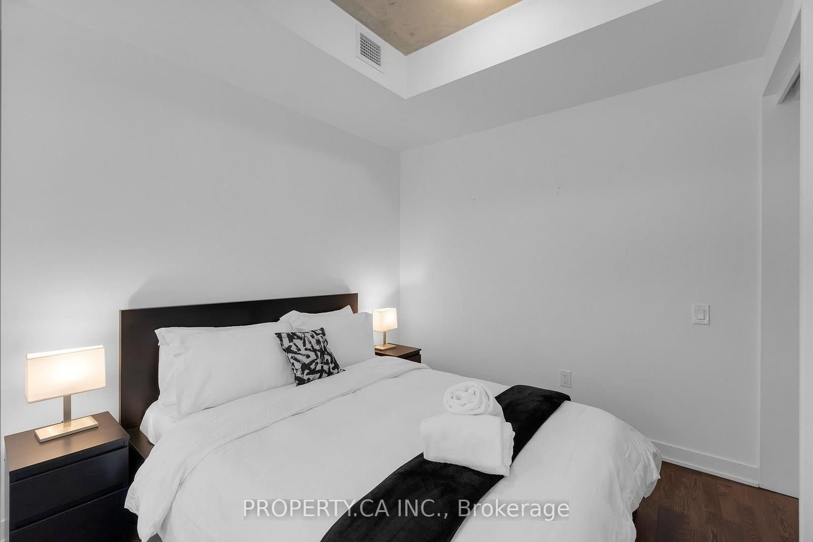 38 Stewart Street, Unit 408 thumbnail 13