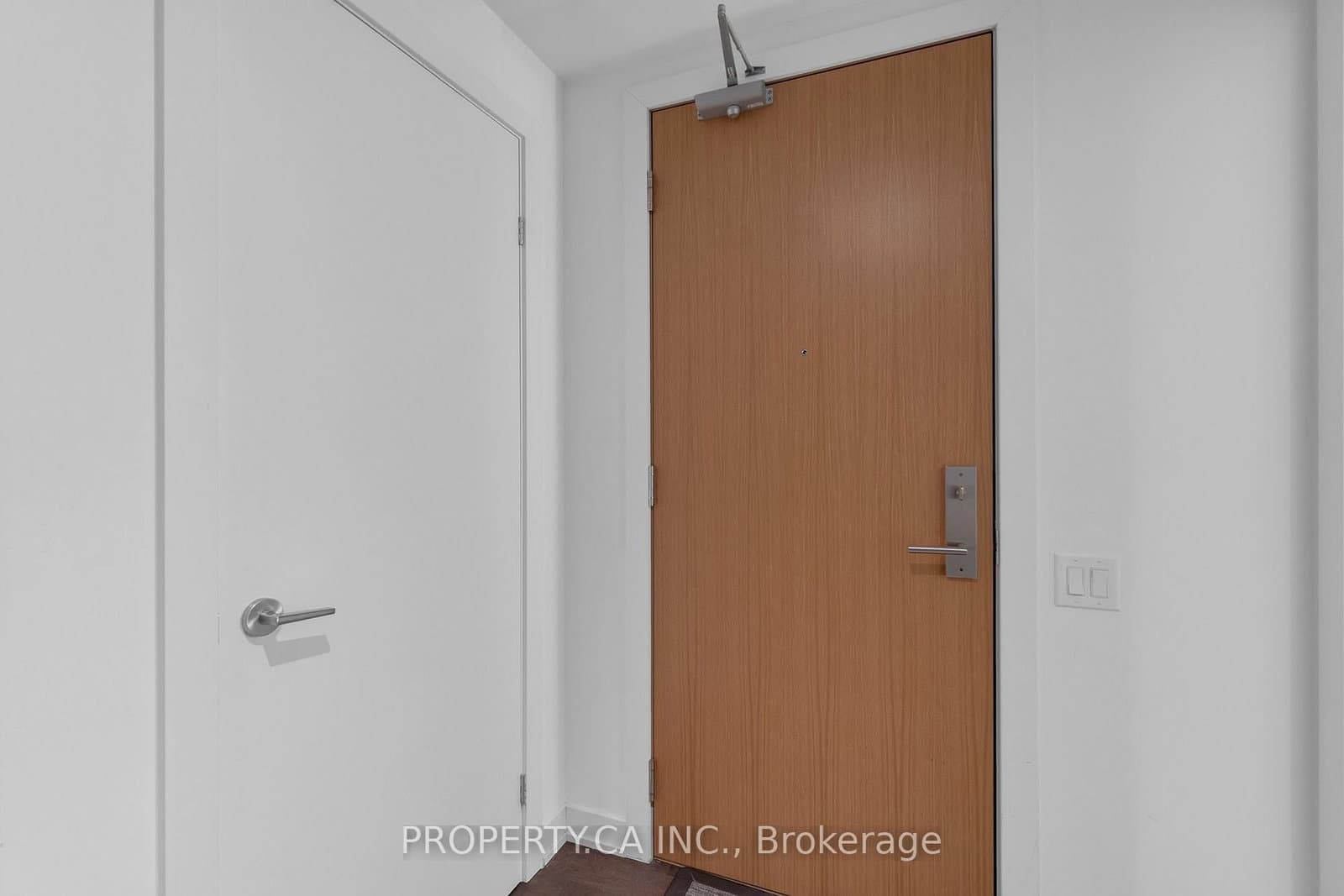 38 Stewart Street, Unit 408 thumbnail 2