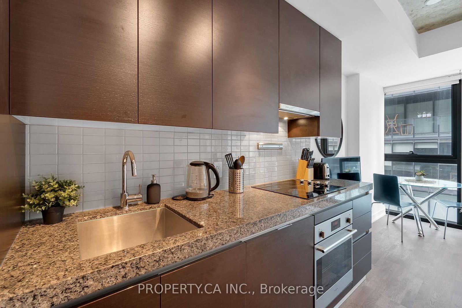 38 Stewart Street, Unit 408 thumbnail 4