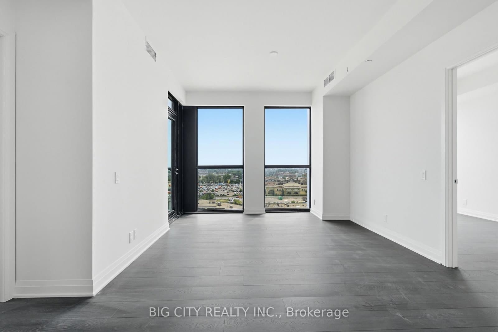 25 Frederick Todd Way, Unit 1010 thumbnail 8
