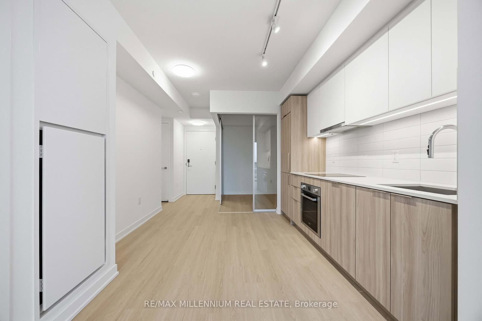 15 Salomon Drive, Unit 1703 thumbnail 13