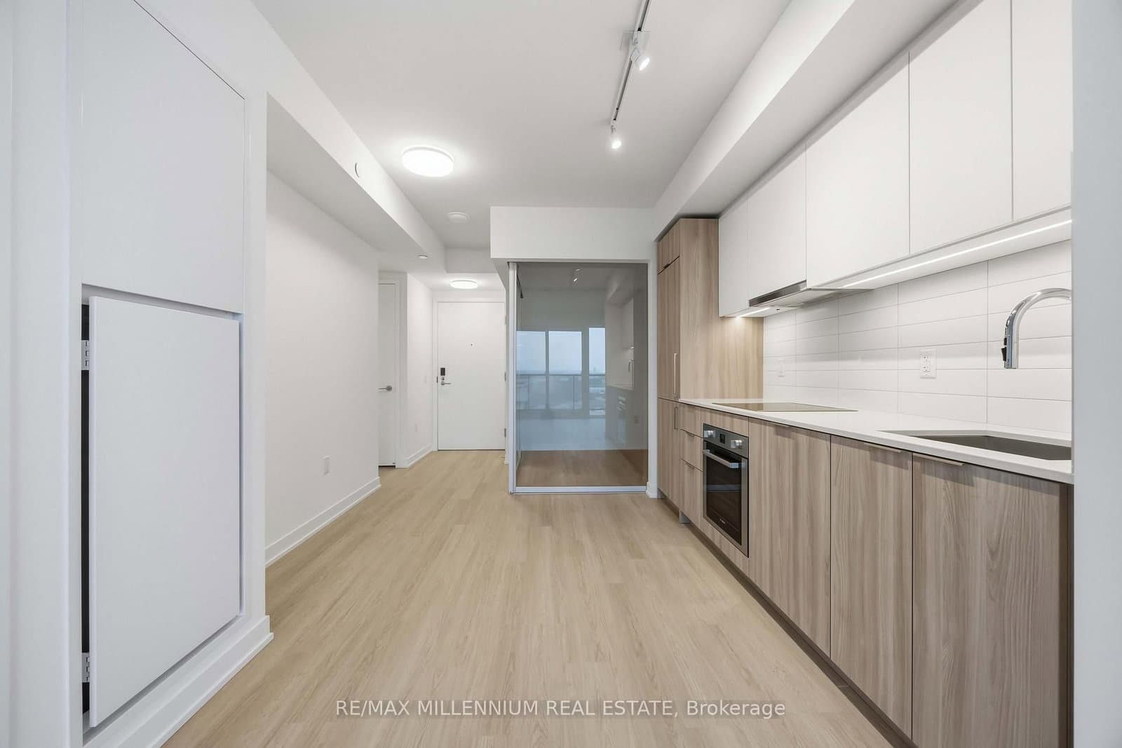 15 Salomon Drive, Unit 1703 thumbnail 14