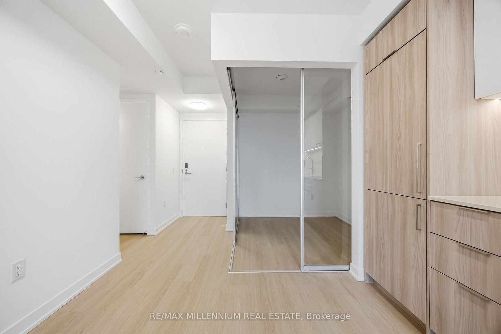 15 Salomon Drive, Unit 1703 thumbnail 21