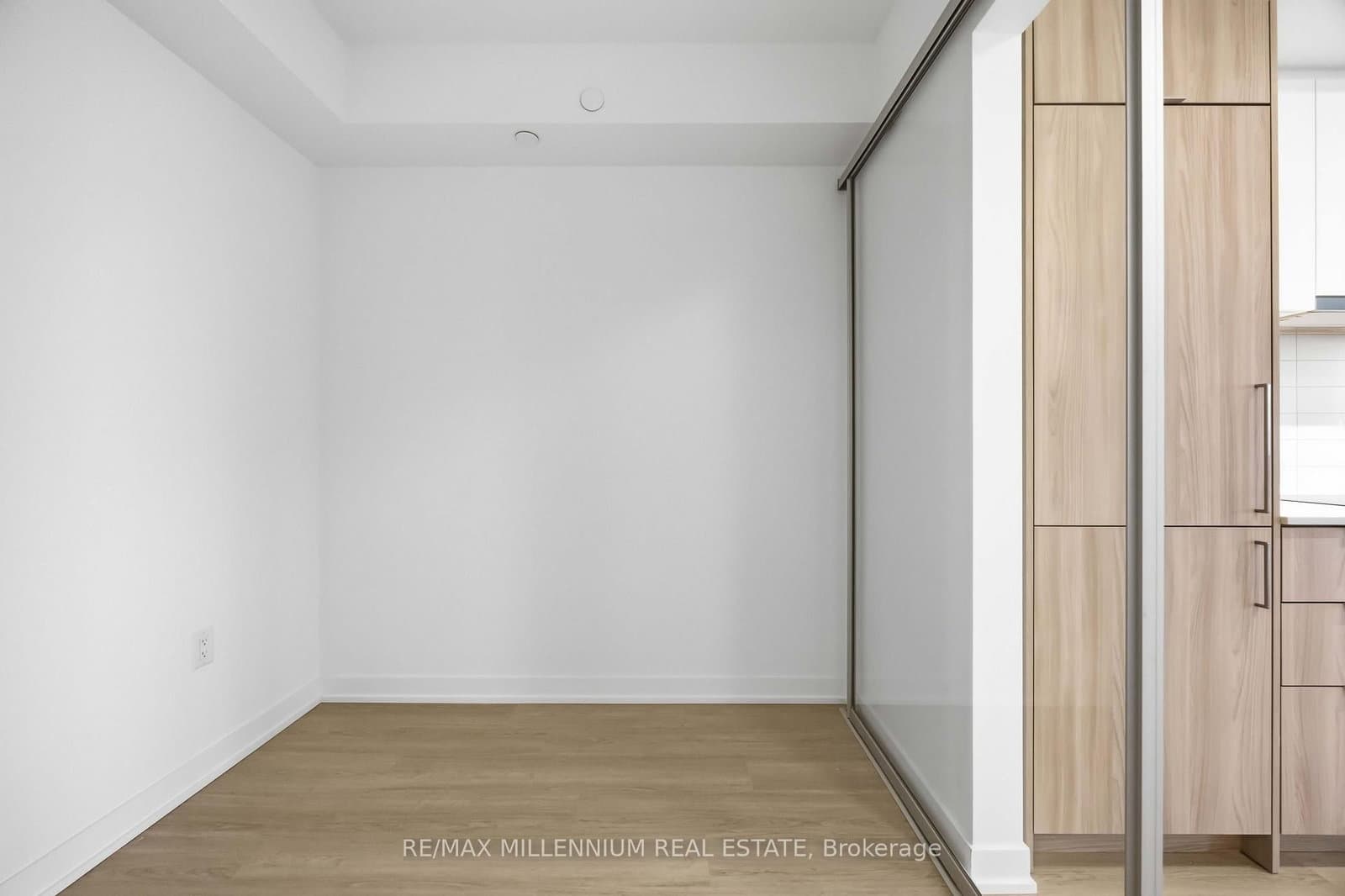 15 Salomon Drive, Unit 1703 thumbnail 24