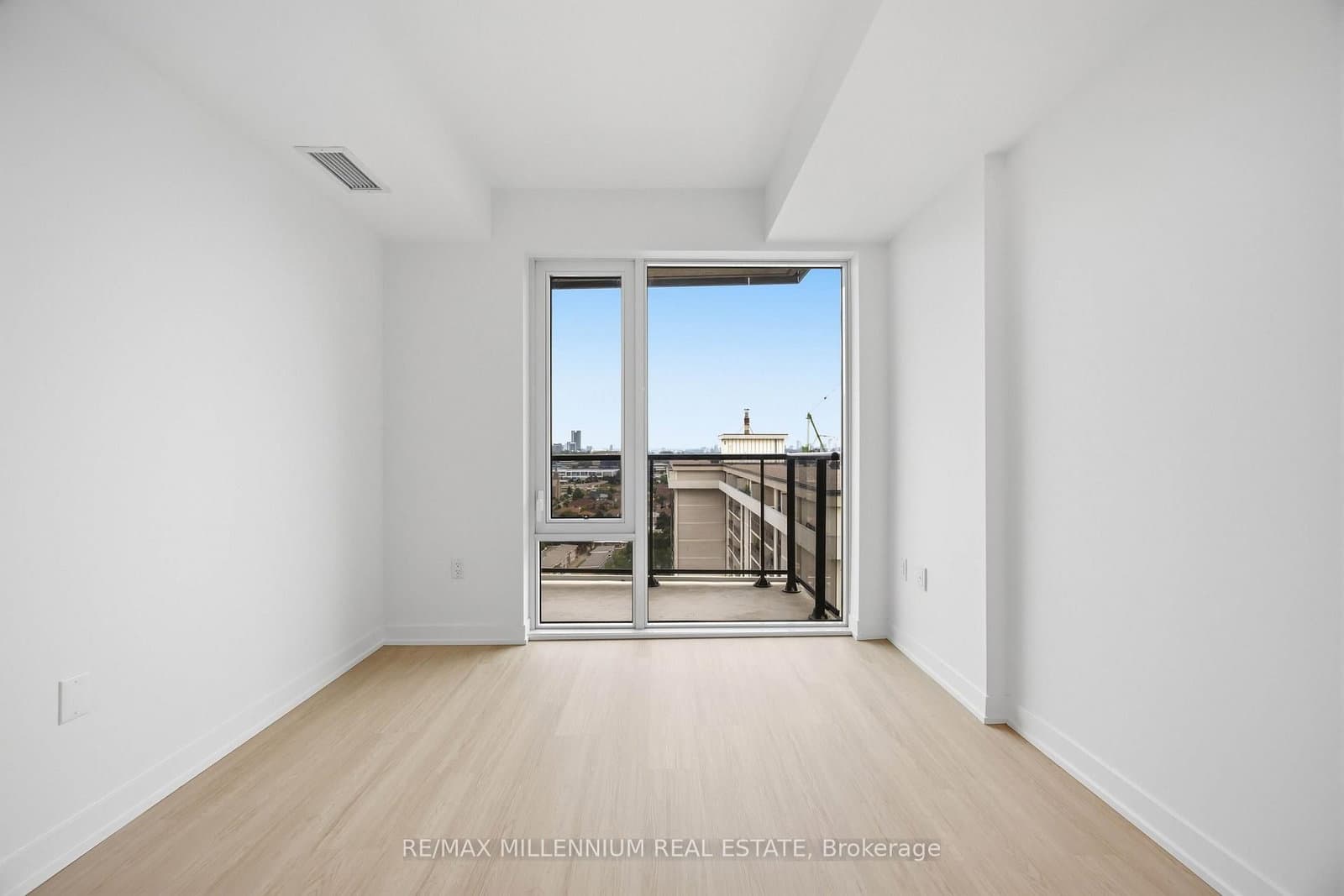 15 Salomon Drive, Unit 1703 thumbnail 31