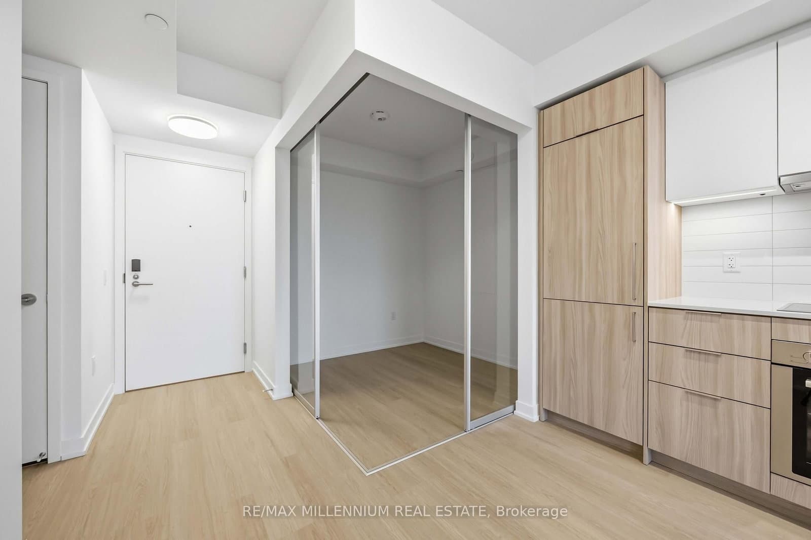 15 Salomon Drive, Unit 1703 thumbnail 34