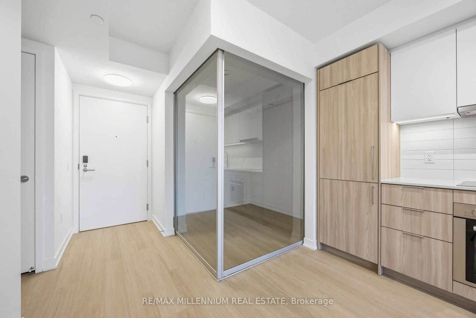 15 Salomon Drive, Unit 1703 thumbnail 6