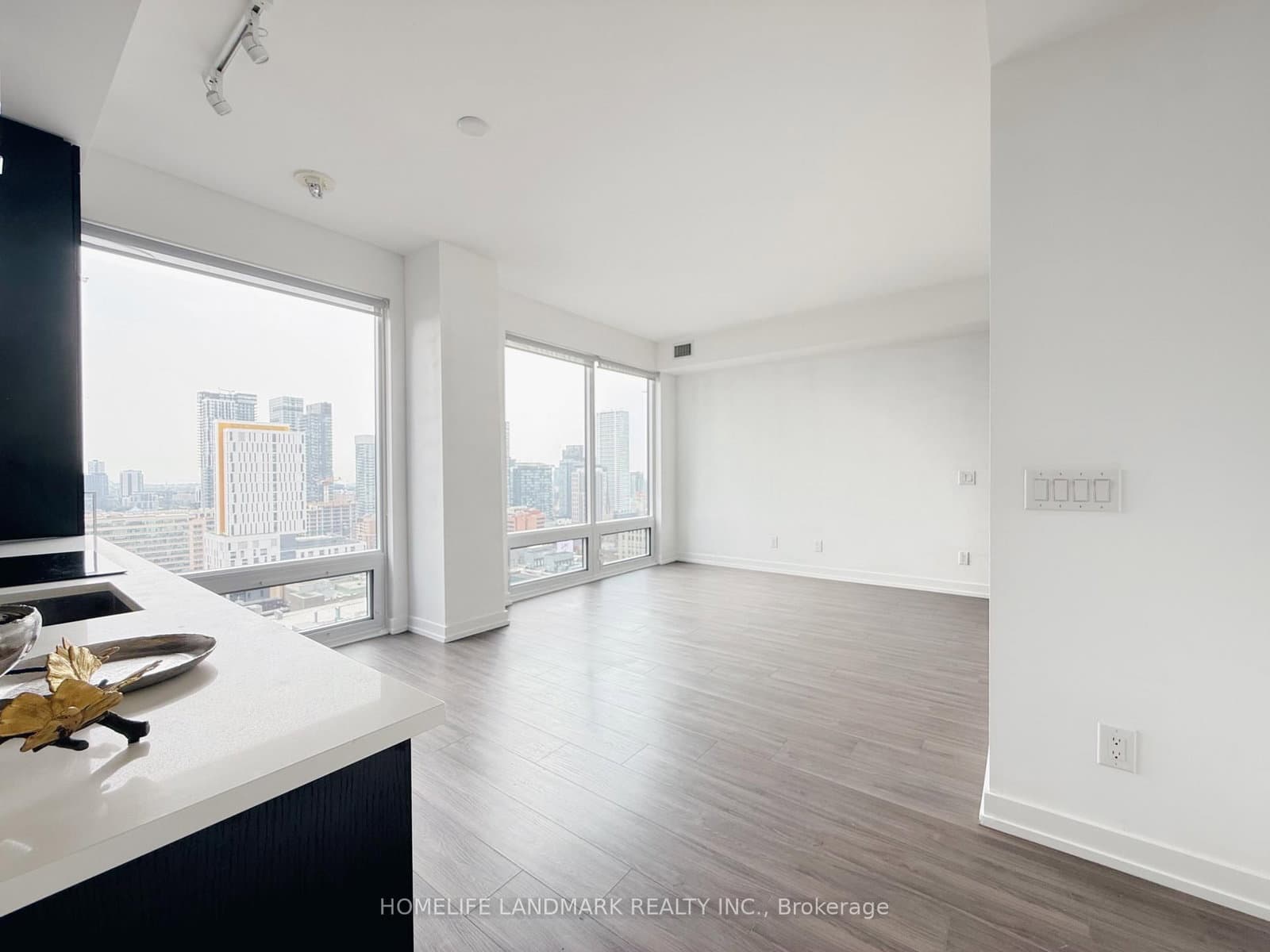 20 Edward Street, Unit 2202 thumbnail 10