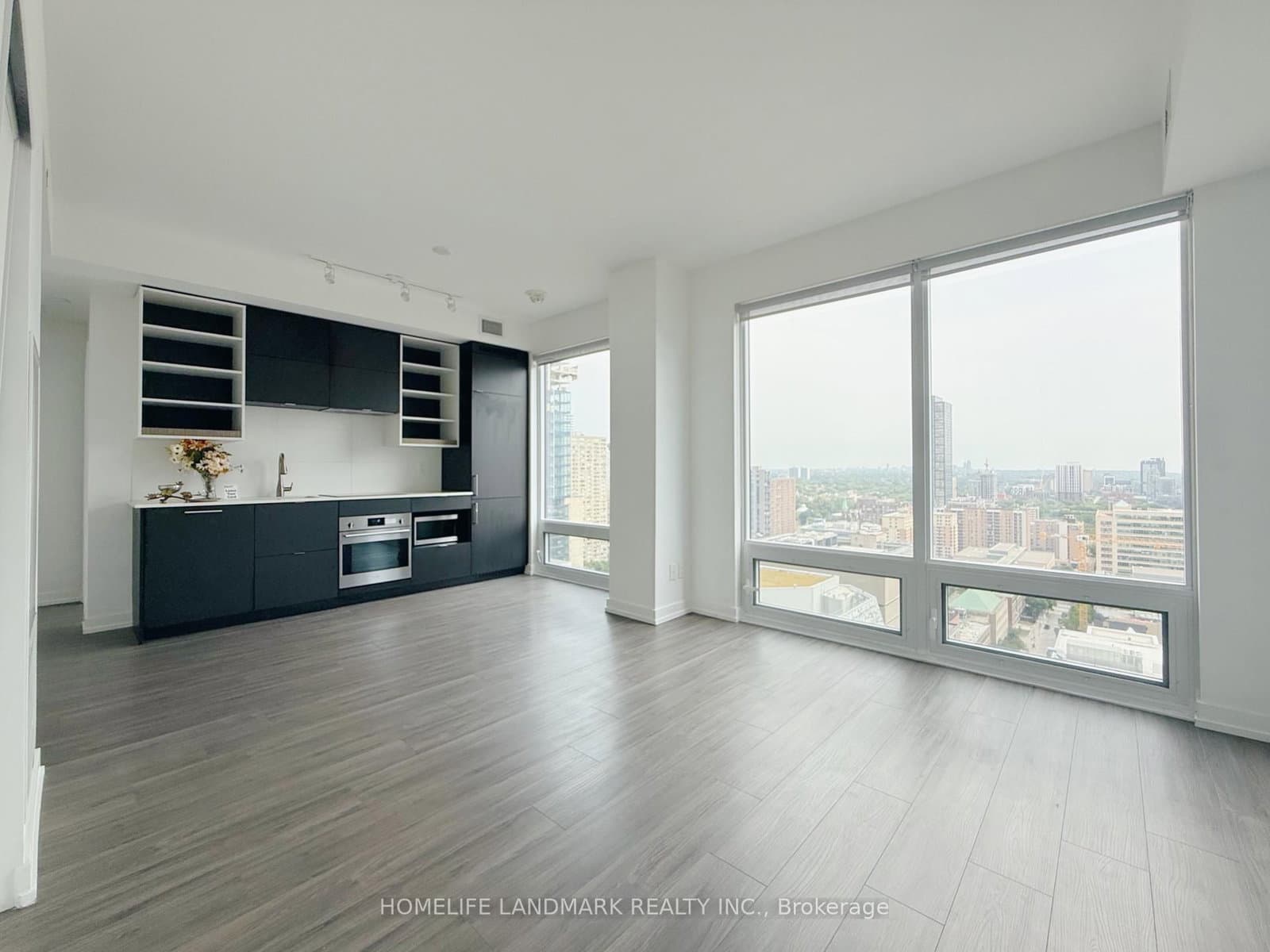 20 Edward Street, Unit 2202 thumbnail 4