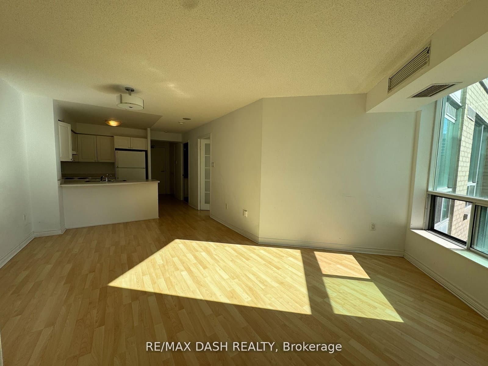 109 Front Street E, Unit 1113 thumbnail 12
