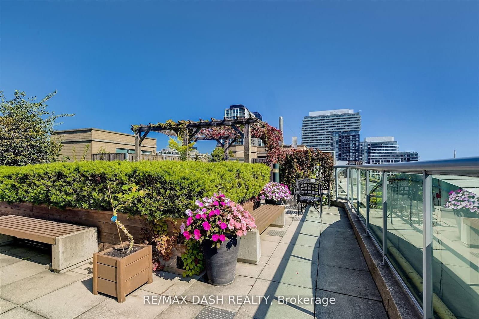 109 Front Street E, Unit 1113 thumbnail 17