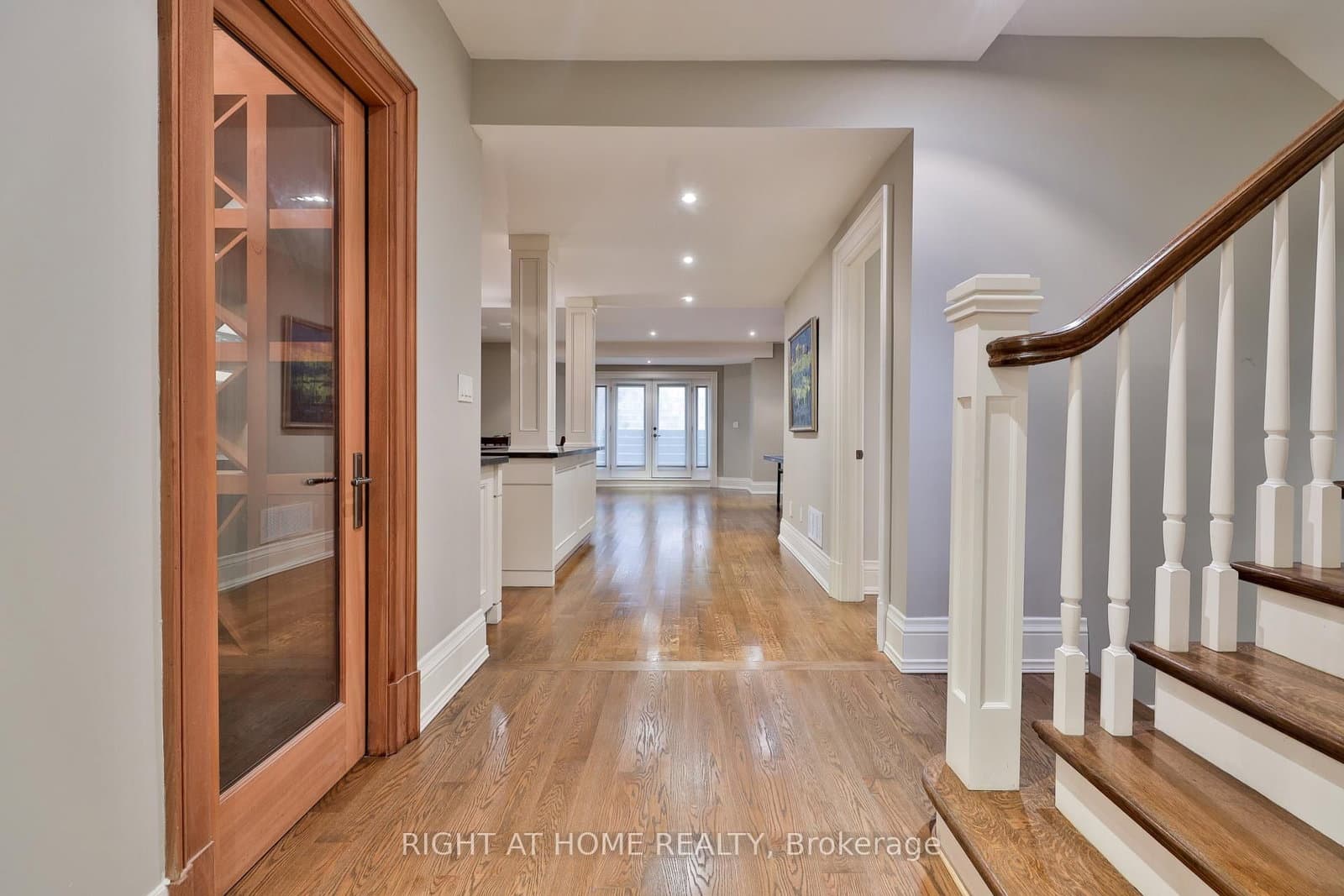 154 Munro Boulevard thumbnail 33