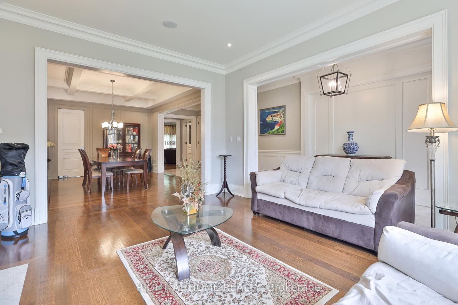 154 Munro Boulevard thumbnail 4