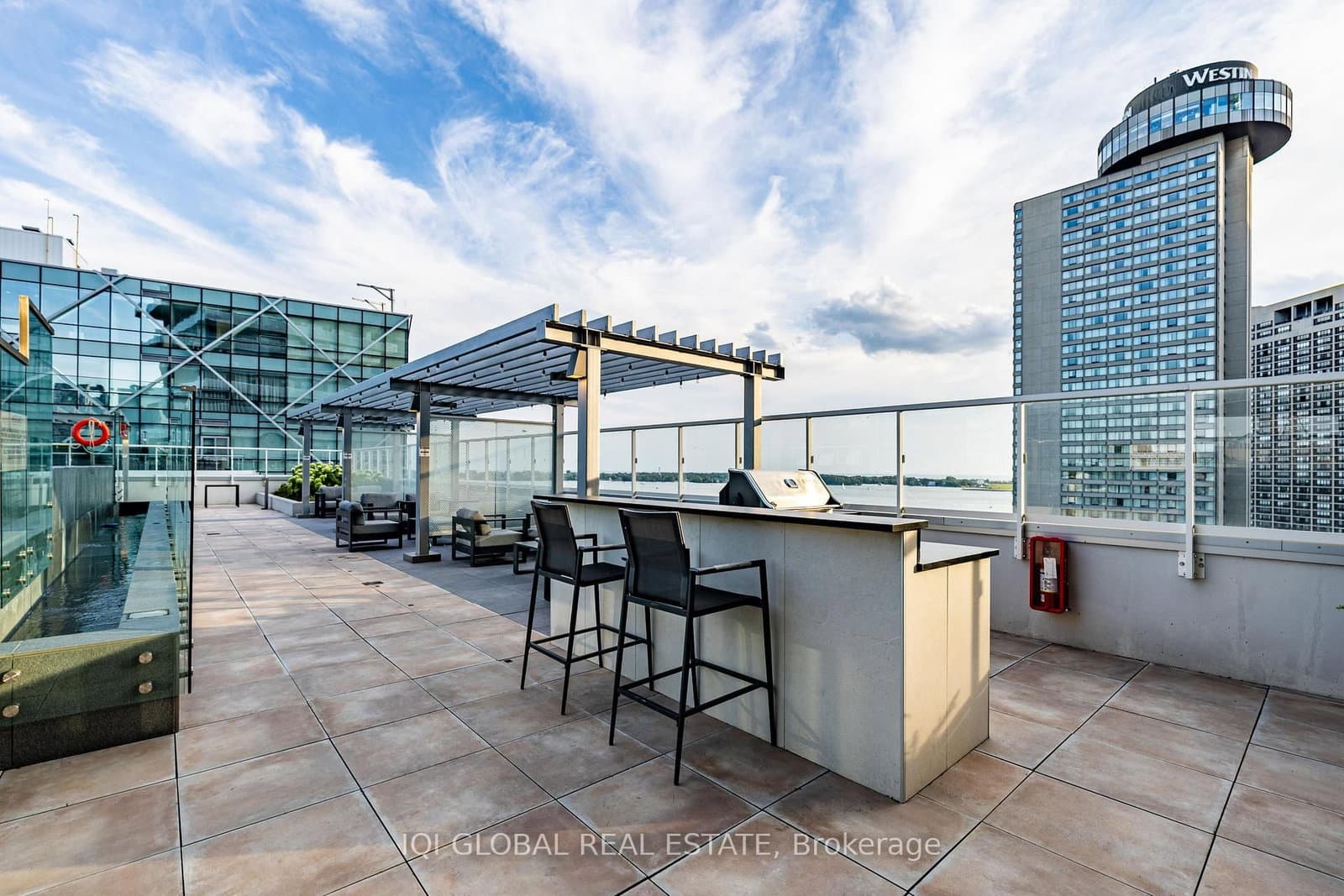 15 Queens Quay Street E, Unit 2205 thumbnail 22